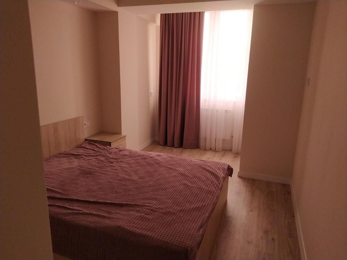 Apartment In Yerevan City Center, Pushkin Bagian luar foto