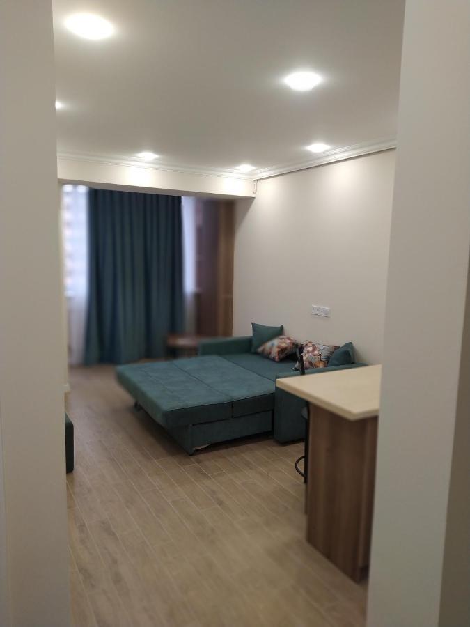 Apartment In Yerevan City Center, Pushkin Bagian luar foto
